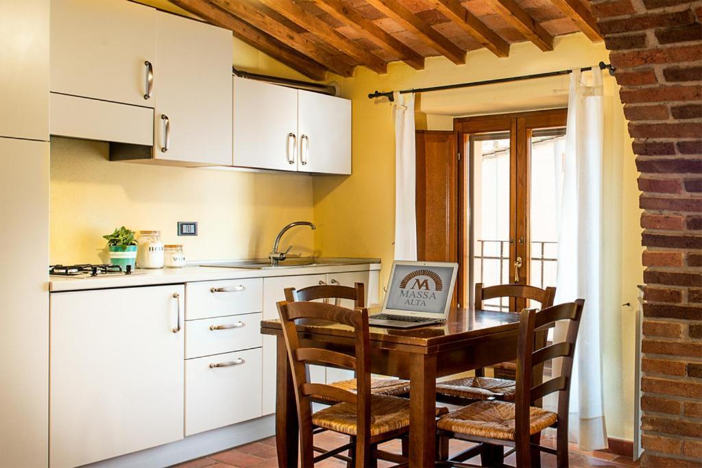 Massa Alta B&B E Appartamenti มัสซามาริตติมา ภายนอก รูปภาพ
